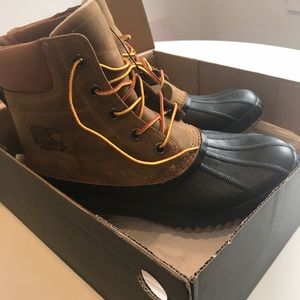 Sorel men’s Cheyanne Lace Duck Boot. Size 12